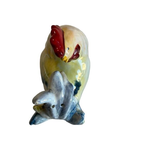 EUC Vintage Rooster Chicken Salt Shaker - Picture 5 of 6
